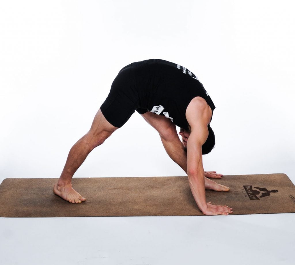 Pyramid - Man Flow Yoga