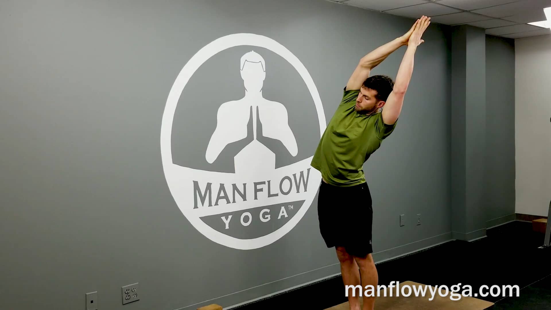 Man Flow Yoga - The 15-Minute Recharge