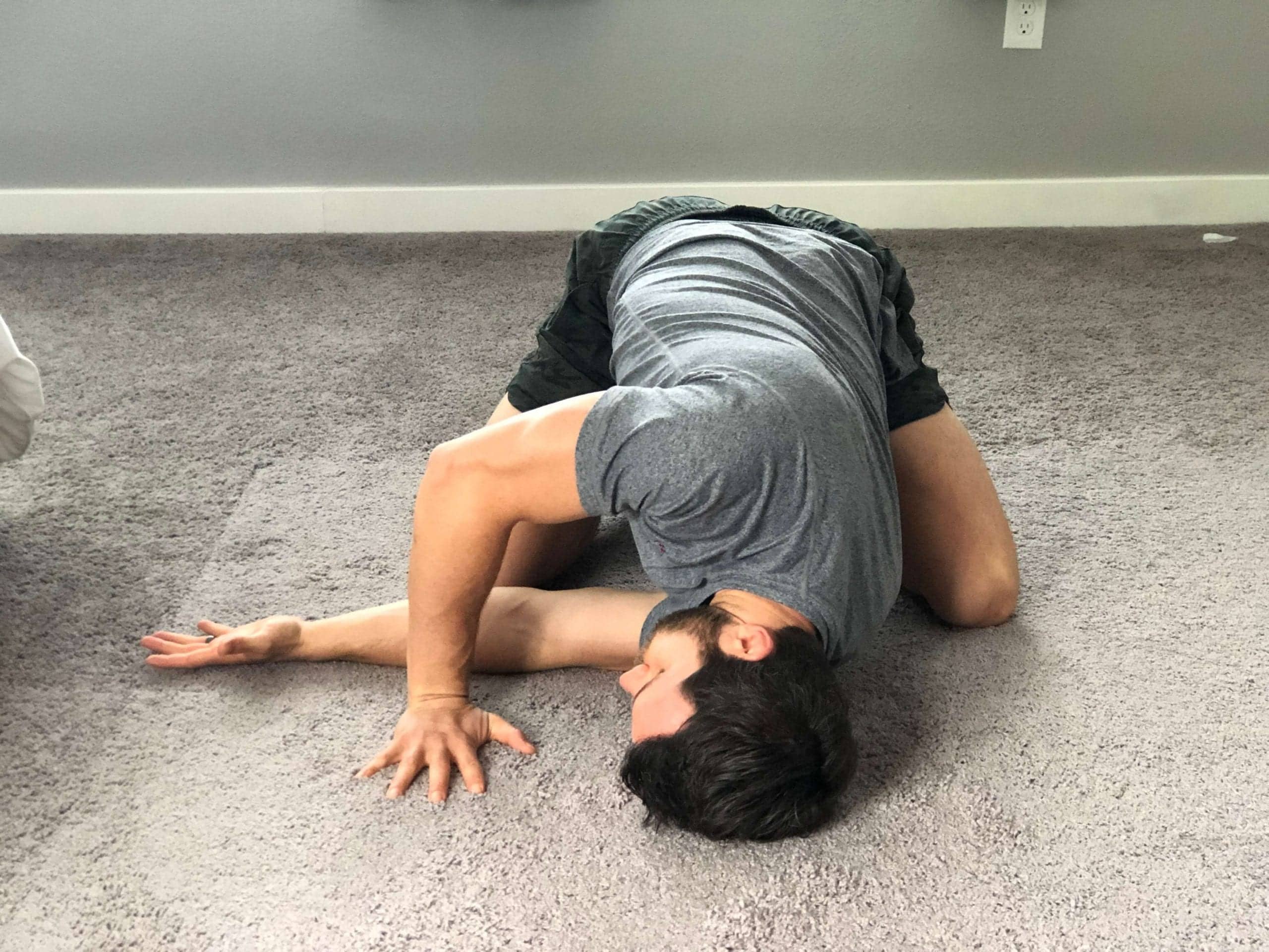 yoga for neck and shoulders thread the needle2