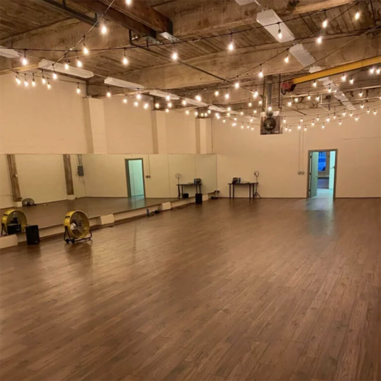 Seattle-Live_2_Dance_studio